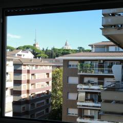 ALL NEW Luxury condo sleeps 6,Balcony,Fibra WIFI