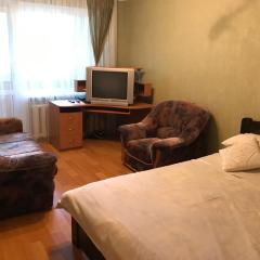 Beautiful Apartment on Korolenka 31