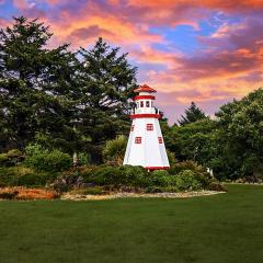 Beachwood Condos & Resort