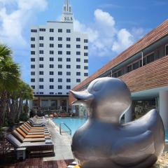 SLS South Beach