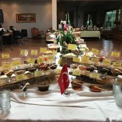 Riva's Club Hotel
