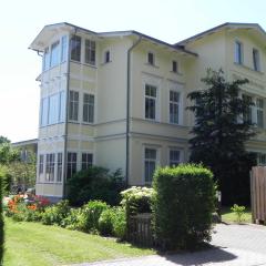 Villa Waldstrasse 10