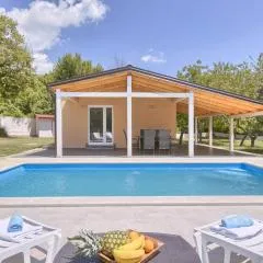 Charming House Noelene