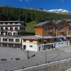 Hotel Meublè Adler - Rooms & Mountain Apartments