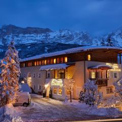 Dolomit Boutique Hotel