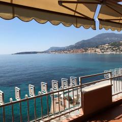 Una terrazza sul mare - Balzi Rossi