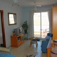One-bedroom flat 200m from the beach