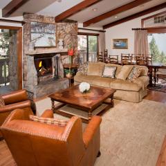 3BR Residence with Cozy Fire Place - Lodge at Vail