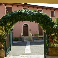 Veronauptoyou Apartments