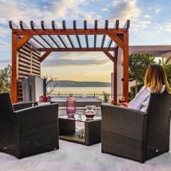 Apartment and Rooms Ana