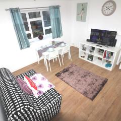 Mordern/Luxary 2 BED Flat Near Central London