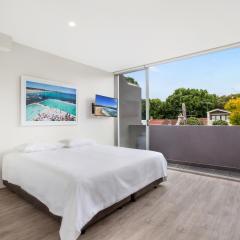 Bondi Beach Studio King Suite + Balcony