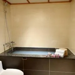 치유안 뒤 스프링 리조트(Chyuan Du Spring Resort)