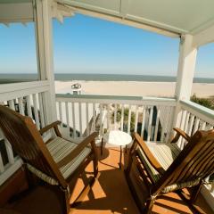 DeSoto Beach Terraces