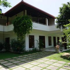 Thisara Villa