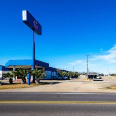 Motel 6-Opelousas, LA