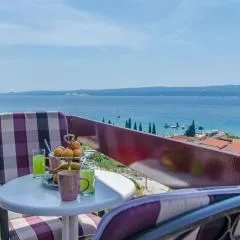 Apartments Mladen
