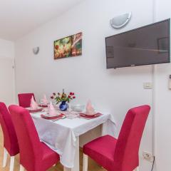 Apartments Snjezana Makarska