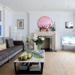 Knightsbridge Holiday Apartment