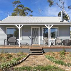 Freshwater Creek Cottages & Farm Stay