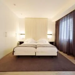Hotel Lois
