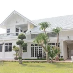 HOME@HOSTEL KANCHANABURI