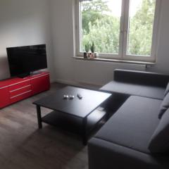 Ölhafendamm 7