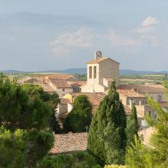 Comfortable Gite (2) in attractive Languedoc Village