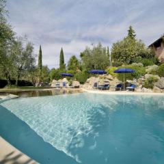 Villa Le Rondini by Salogi Villas