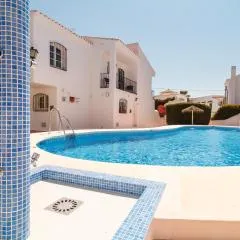 Los Pinos 23 Villas Casasol