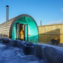 Deluxe Glamping Pod with Hot Tub