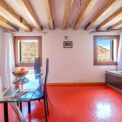 The Lion's House APT4