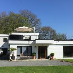 白色小屋住宿加早餐旅館