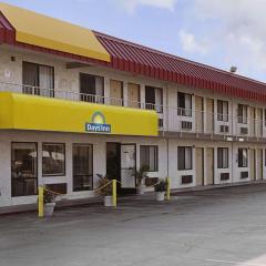 Days Inn by Wyndham Fresno South