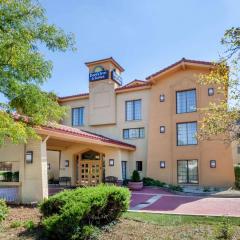 데이즈 인 시카고 알링턴 하이츠(Days Inn & Suites by Wyndham Arlington Heights)