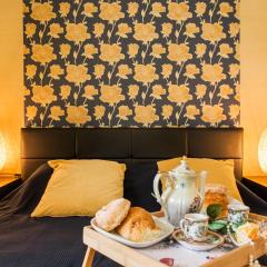 Central, Quiet, Cozy, Very Clean Private Apartment close to Acropolis