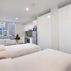 Bondi Beach Studio King Suite 1