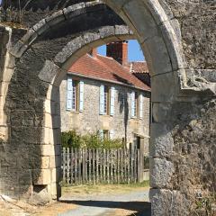 Le Vieux Château de Saint Martin-Lars