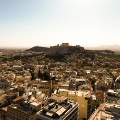 Athens' heart Syntagma metro apartment