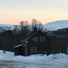 Kjelkebakken Gard