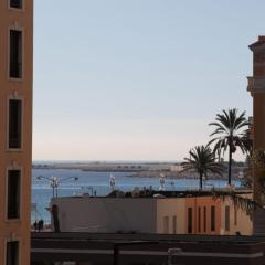 Stylish 2 Room Flat 60 meters to the beach