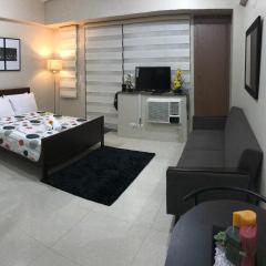 One Palm Tree Apartments