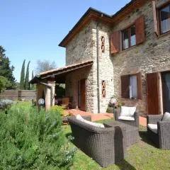 Villa in Suvereto with Pool and Scenic Views