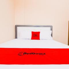 RedDoorz Plus @ Pogung Raya