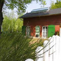 Bahnhof Droyßig - Übernachten im Denkmal