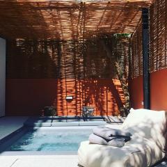 SV Acropolis Residence