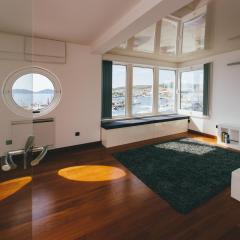 Superb main square residence