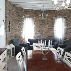 Elia Sea Home