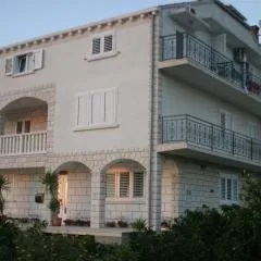 Apartments Vela Luka