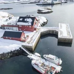 Svolværgeita Apartments